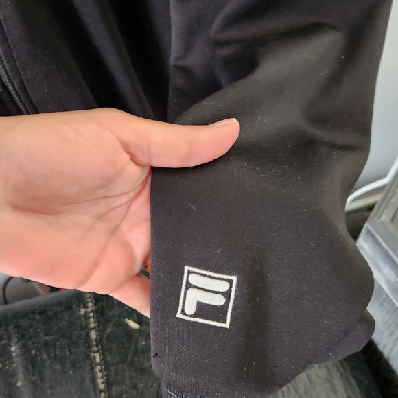 Men's XXL Fila Zip Up Sweater - Picture 4 of 5